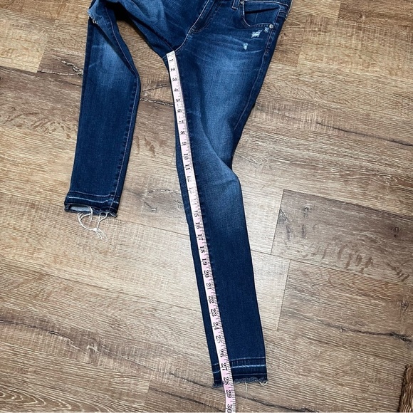 AG The Legging Destroyed Raw Hem Super Skinny Ankle Jean Size 27 - Picture 6 of 12